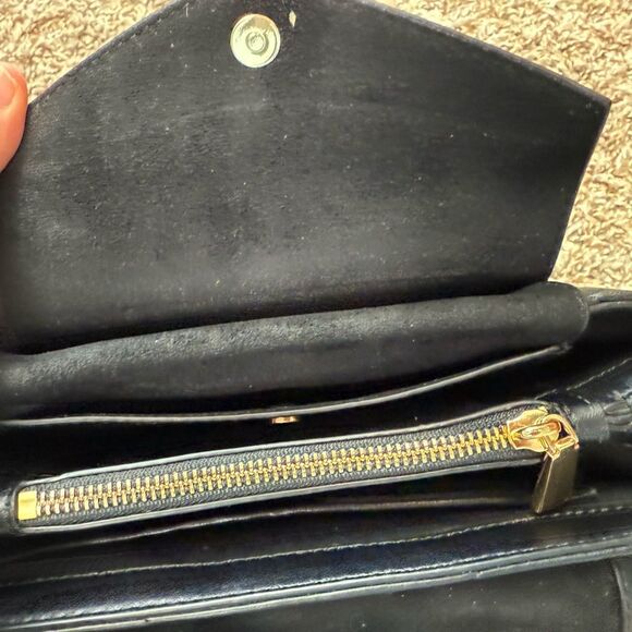 Michael Kors Ceece Black Quilted Shoulder Bag - Picture 8 of 12
